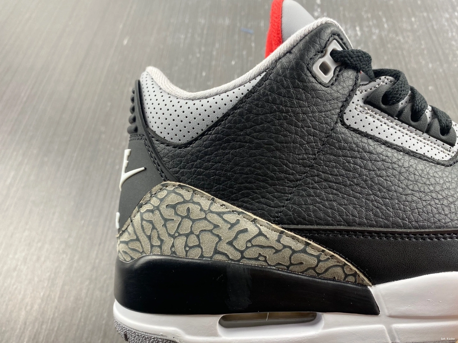 3  Cement Black (2018) Retro Jordan 854262-001 1010